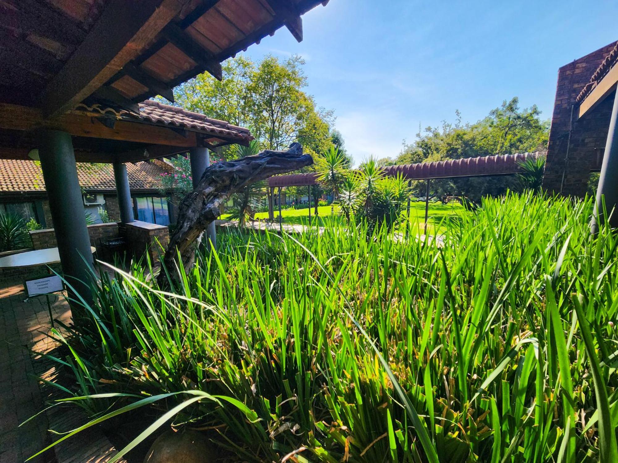 The Venue Country Hotel & Spa Pelindaba Екстериор снимка