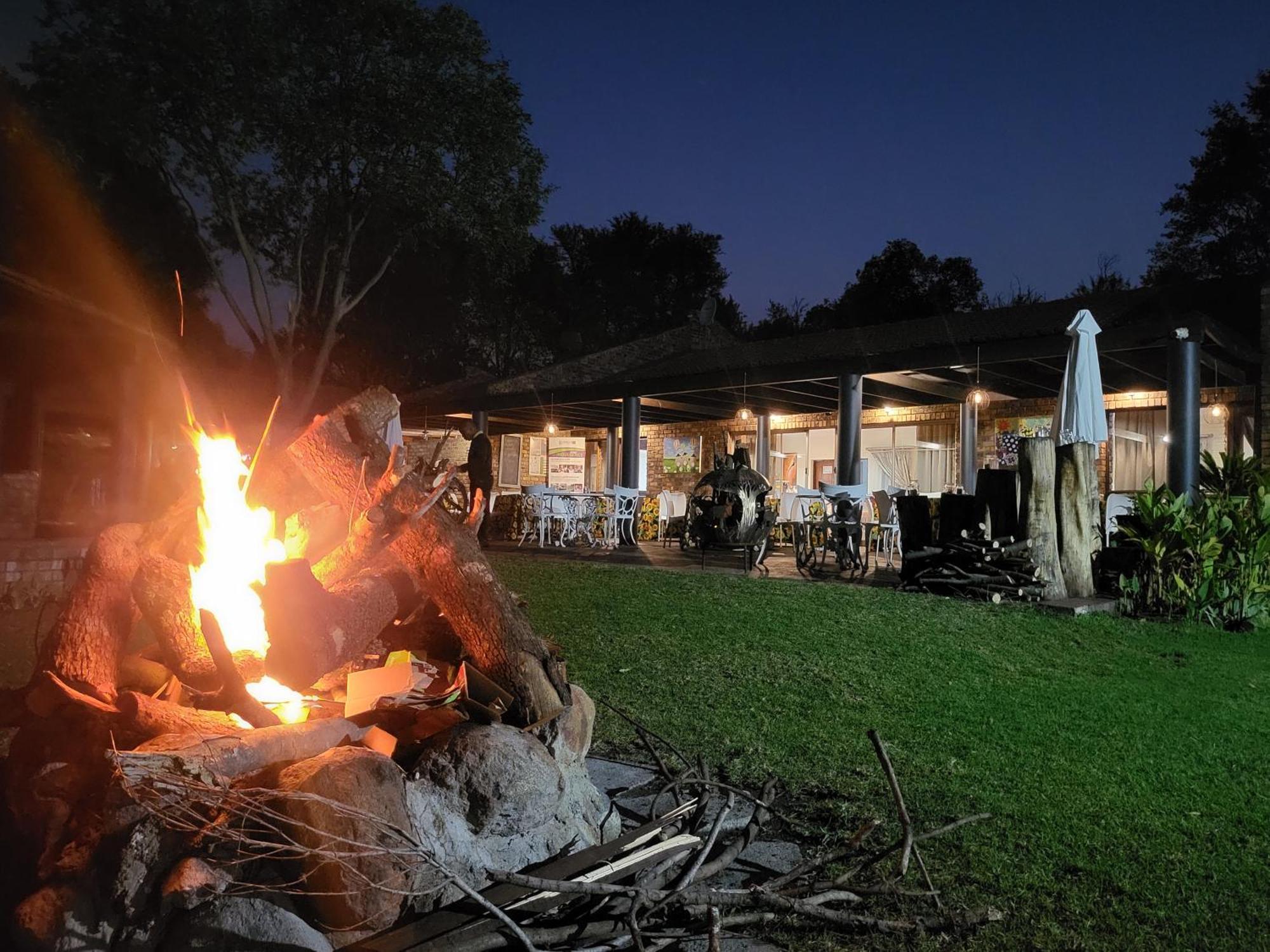 The Venue Country Hotel & Spa Pelindaba Екстериор снимка